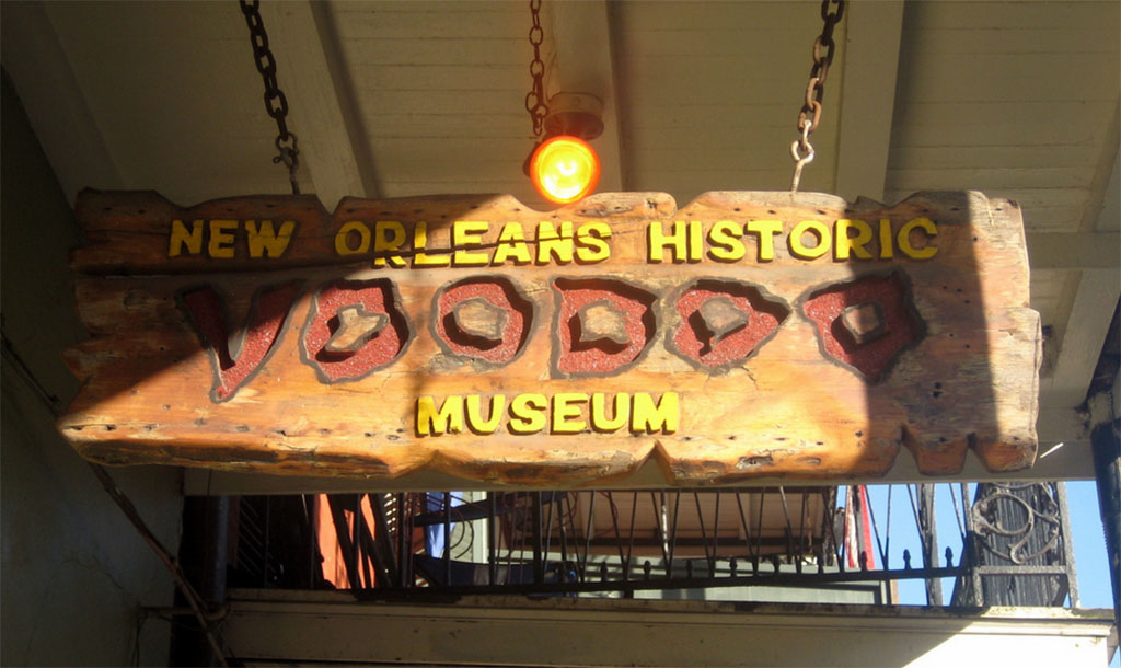 Plaque du Voodoo Museum de la Nouvelle Orléans